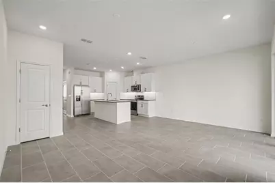 31799 Kestrel Calling Drive, San Antonio, FL 33576 - Photo 5