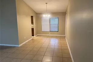 2537 Arborwood Dr, Valrico, FL 33596 - Photo 5