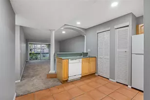 6338 Newtown Cir, Tampa, FL 33615 - Photo 3