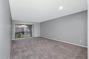 6338 Newtown Cir, Tampa, FL 33615 - Photo 11