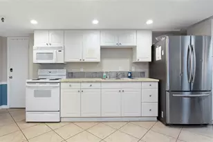 7430 Sunshine Skyway Ln S, Saint Petersburg, FL 33711 - Photo 35