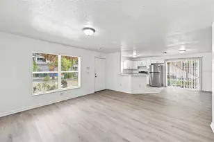 980 13th Ave S, Saint Petersburg, FL 33705 - Photo 5