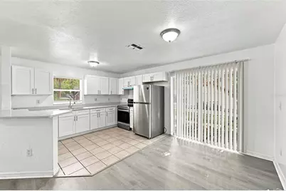 980 13th Avenue S, Saint Petersburg, FL 33705 - Photo 7