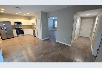 32440 Spring Corral Court, Wesley Chapel, FL 33545 - Photo 3