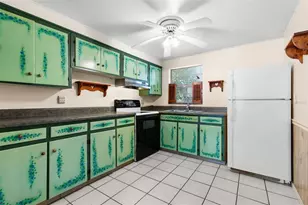 6903 Ohio Ave, Gibsonton, FL 33534 - Photo 9