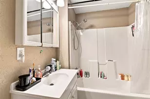 3426 Riverview Dr, Tampa, FL 33604 - Photo 29