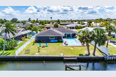 6314 Wisteria Lane, Apollo Beach, FL 33572 - Photo 51