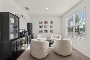 8210 Dolphin Blf Blvd, Wesley Chapel, FL 33545 - Photo 5