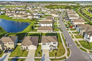 8210 Dolphin Blf Blvd, Wesley Chapel, FL 33545 - Photo 37