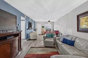 24862 US Hwy 19 N, Clearwater, FL 33763 - Photo 9