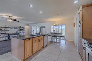 6711 Conetta Dr, Sarasota, FL 34243 - Photo 9