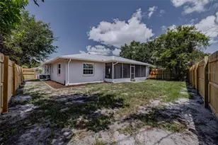 6711 Conetta Dr, Sarasota, FL 34243 - Photo 25