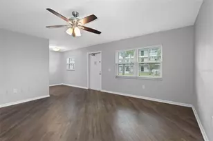 4050 4th St N, Saint Petersburg, FL 33703 - Photo 7