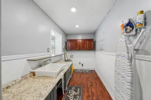 404 Clarissa Dr, Brandon, FL 33511 - Photo 33