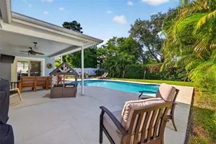 1743 Delaware Ave NE, Saint Petersburg, FL 33703 - Photo 29