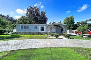 9507 Six Mile Creek Rd, Tampa, FL 33610 - Photo 5