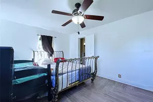 9507 Six Mile Creek Rd, Tampa, FL 33610 - Photo 27