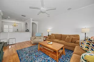 4909 Elizabeth Anne Cir, Tampa, FL 33616 - Photo 11