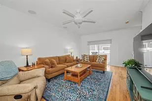 4909 Elizabeth Anne Cir, Tampa, FL 33616 - Photo 9