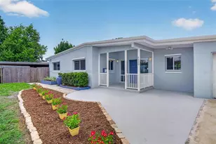 5520 8th Ave N, Saint Petersburg, FL 33710 - Photo 3