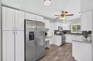 5520 8th Ave N, Saint Petersburg, FL 33710 - Photo 15