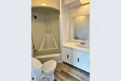 347 Mount Saxon Avenue NE #324, Saint Petersburg, FL 33702 - Photo 9