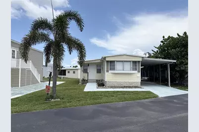 347 Mount Saxon Avenue NE #324, Saint Petersburg, FL 33702 - Photo 1