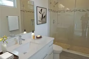 4102 N Thatcher Ave, Tampa, FL 33614 - Photo 9