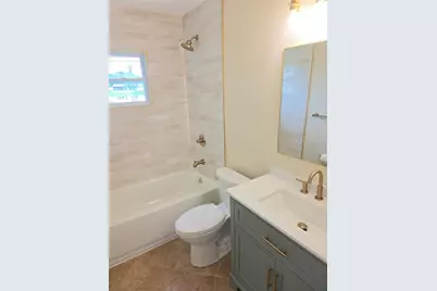 10827 Village Green Avenue, Seminole, FL 33772 - Photo 13