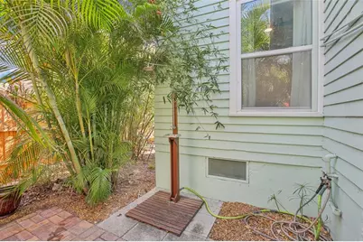 3547 6th Street S, Saint Petersburg, FL 33705 - Photo 21