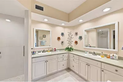 6450 Shoreline Drive #9306, Seminole, FL 33708 - Photo 25