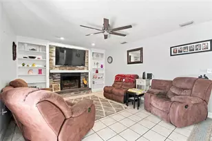 157 Foxcroft Dr E, Palm Harbor, FL 34683 - Photo 13