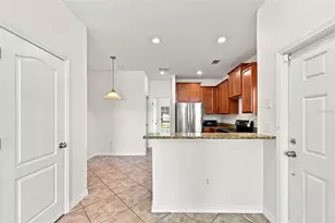 31141 Claridge Pl, Wesley Chapel, FL 33543 - Photo 7