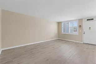 4720 Locust St NE, Saint Petersburg, FL 33703 - Photo 11