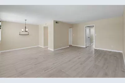 4720 Locust Street NE #206, Saint Petersburg, FL 33703 - Photo 15