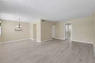 4720 Locust St NE, Saint Petersburg, FL 33703 - Photo 15