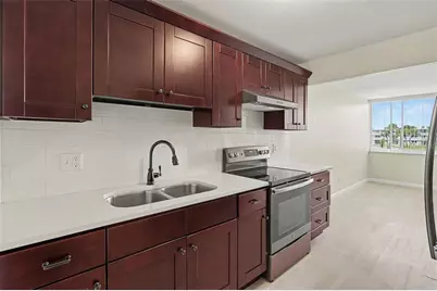 4720 Locust Street NE #206, Saint Petersburg, FL 33703 - Photo 19
