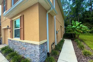 13943 River Willow Pl, Tampa, FL 33637 - Photo 5