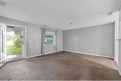 38621 North Avenue, Zephyrhills, FL 33542 - Photo 7