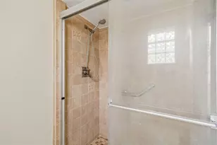 38621 North Ave, Zephyrhills, FL 33542 - Photo 43