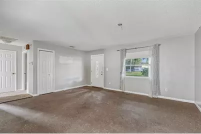 38621 North Avenue, Zephyrhills, FL 33542 - Photo 9