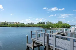382 Boca Ciega Point Blvd S, Saint Petersburg, FL 33708 - Photo 27