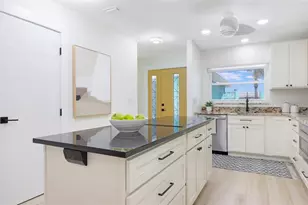 382 Boca Ciega Point Blvd S, Saint Petersburg, FL 33708 - Photo 9