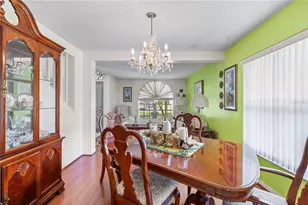 9808 Long Meadow Dr, Tampa, FL 33615 - Photo 15