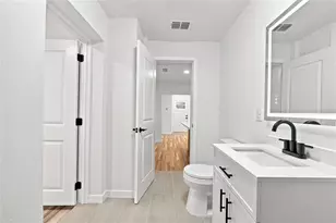 510 3rd Ave NE, Largo, FL 33770 - Photo 17