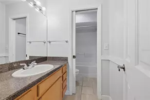 10315 Carrollwood Ln, Tampa, FL 33618 - Photo 19