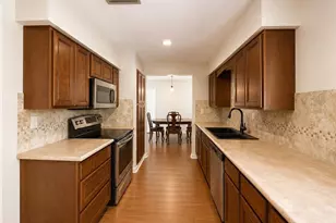 934 Hillwood Dr, Dunedin, FL 34698 - Photo 15