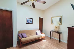 8724 Cobbler Pl, Tampa, FL 33615 - Photo 3