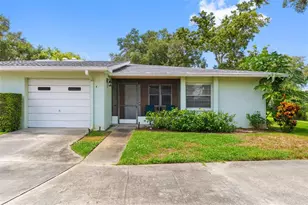 2833 Orange Tree Cir N, Palm Harbor, FL 34684 - Photo 1