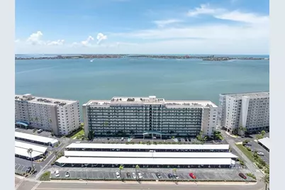 6020 Shore Boulevard S #412, Gulfport, FL 33707 - Photo 1